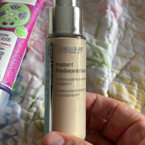 Organic hand scrub, radiance boost primer, and cake heavy cream - Picture 3 of 3